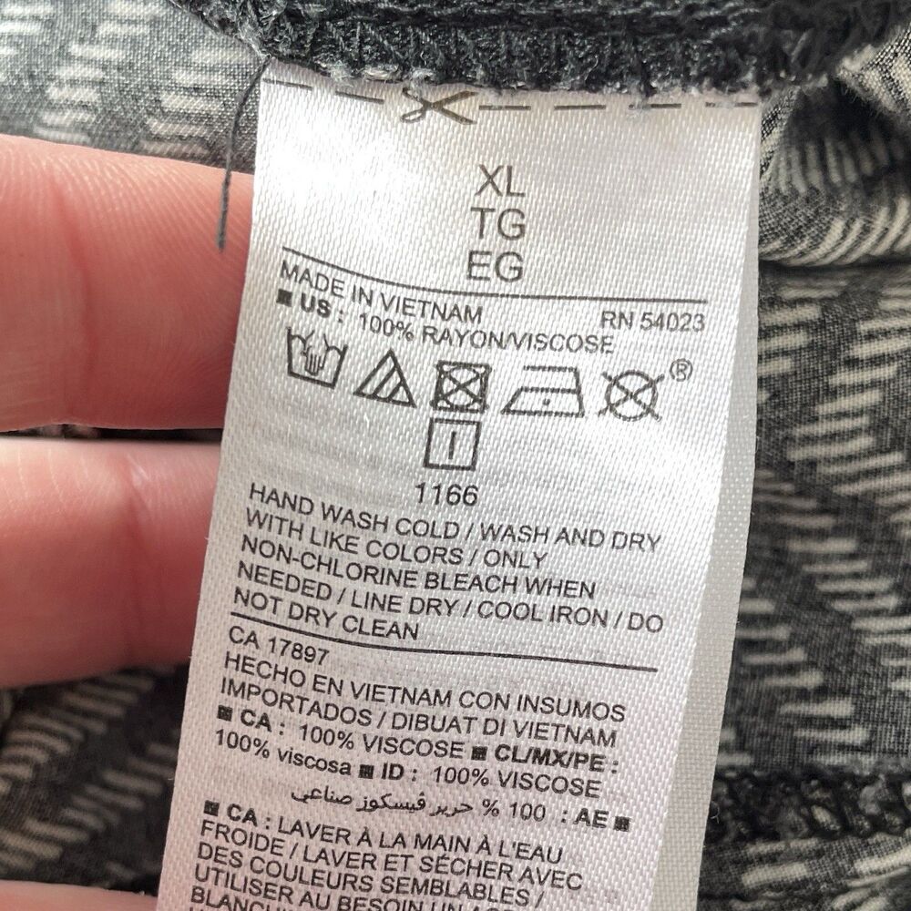 Old Navy Black Soft Pants Boho Print Ankle Cropped Lounge Bottoms Womens Size XL - Picture 8 of 11